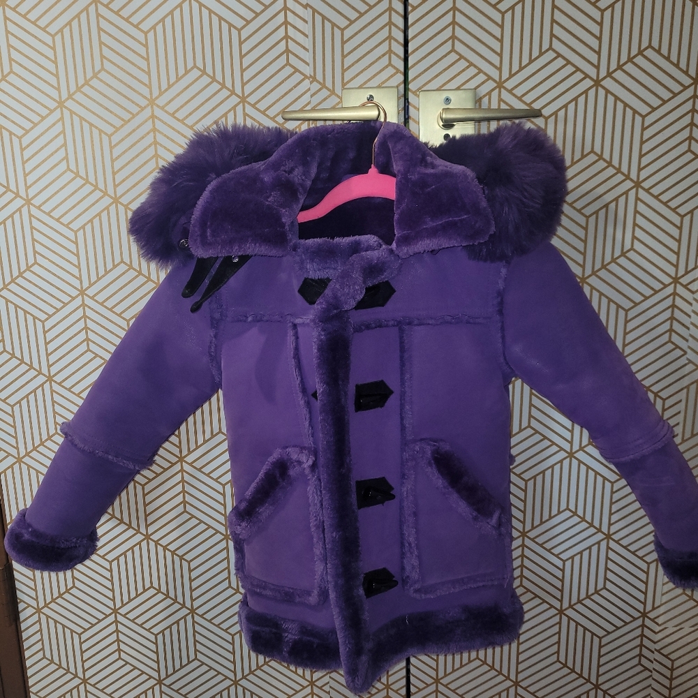 Girl's Sherlin Winter coat  size 6 purple.